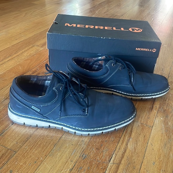 Merrell Waterproof Men’s Shoe - Picture 1 of 6
